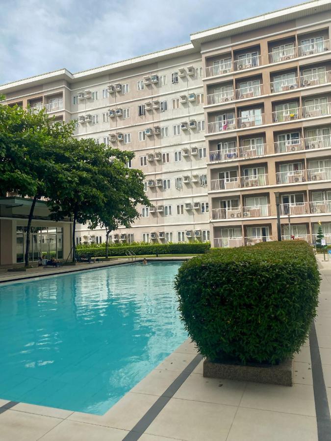 Agape Rentals In Trees Residences 加洛坎 外观 照片